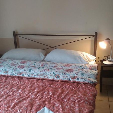 San Remo Hostel Athens Ngoại thất bức ảnh