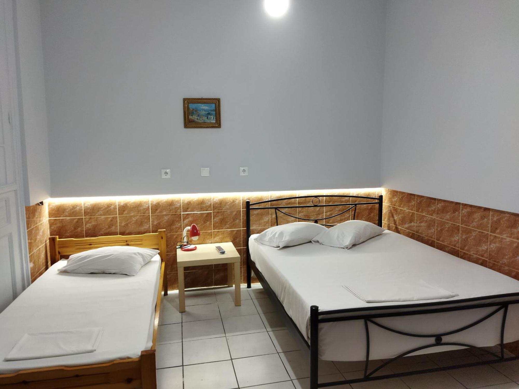 San Remo Hostel Athens Ngoại thất bức ảnh
